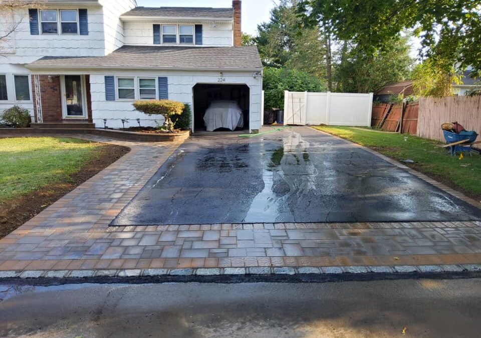 Hiring the Best Asphalt Paving Contractors: 5 Key Considerations